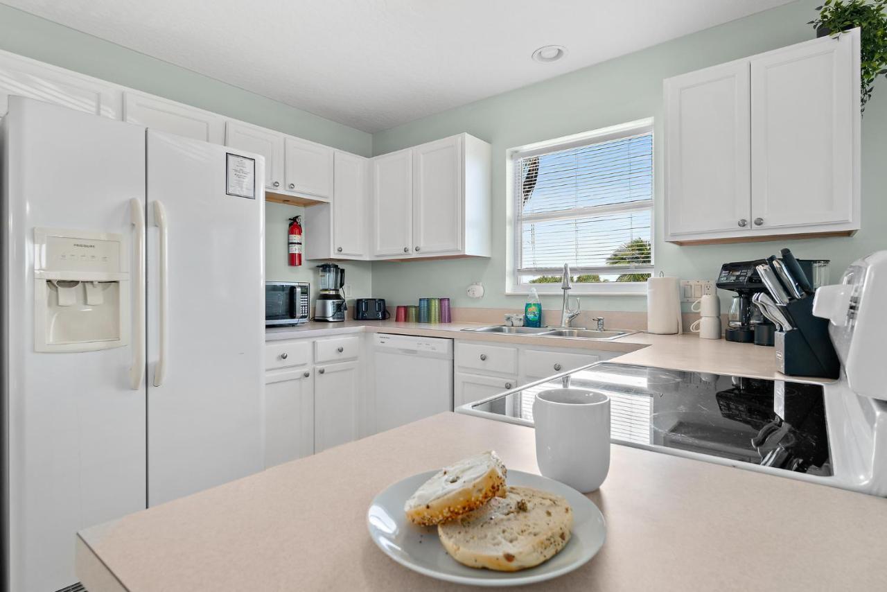 Beachside Serenity Escape - Private 3Br And 2Ba, Dog Friendly Duplex Oasis, Steps To Shore! Мельбурн Экстерьер фото